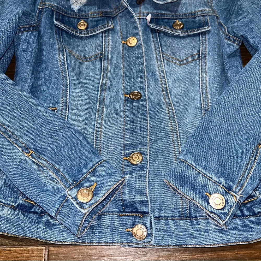 Tommy Bahama Kid’s Denim Jean Jacket 8 Medium Wash‎ Rose Gold Copper Buttons
